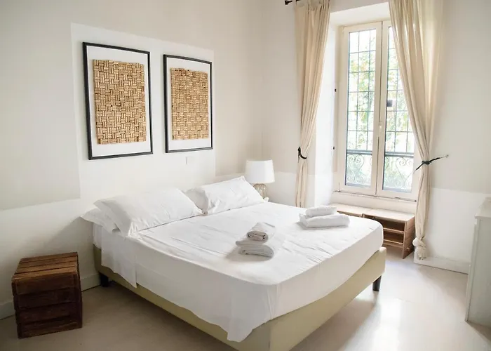 Fienaroli Wood Apartment