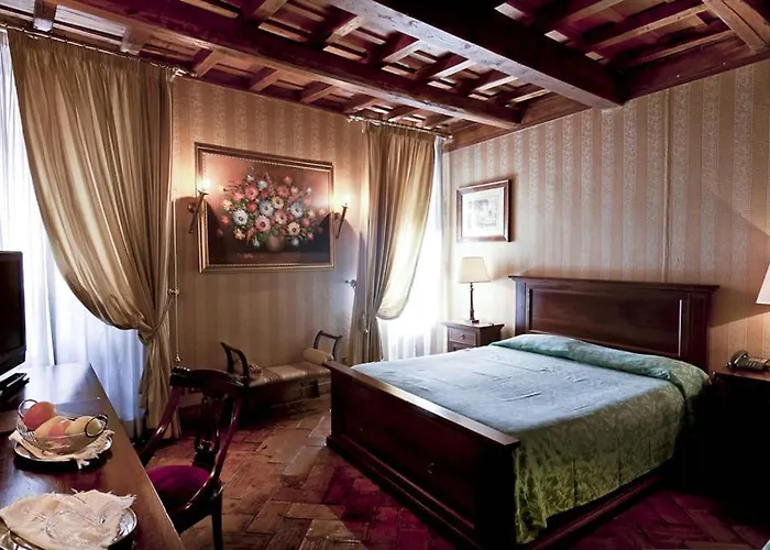 Castle Of Glamour XVI Century Luxury Apartments