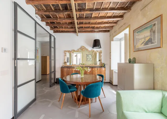 Iflat Vatican High-End Apartment