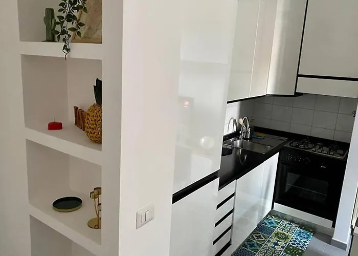 Central Modern Apartment Rome -Locazione Turistica-