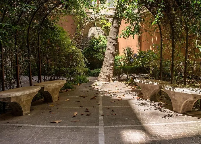 Amedeus Ottaviano Apartment