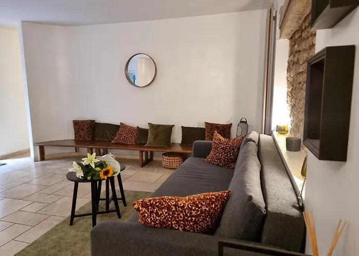 Octavia Suites