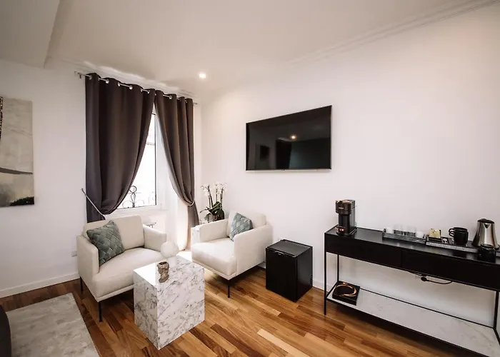 Fellini Design Suites Romе