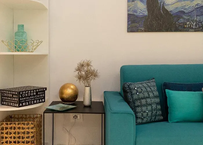 Giulia Apartment-Rental In Rome