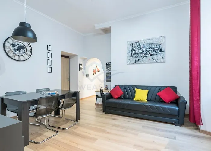 New! Completely Renovated Apt In Vatican!
