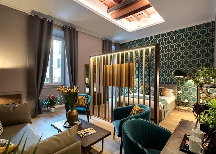 Tree Charme Parliament Boutique Hotel