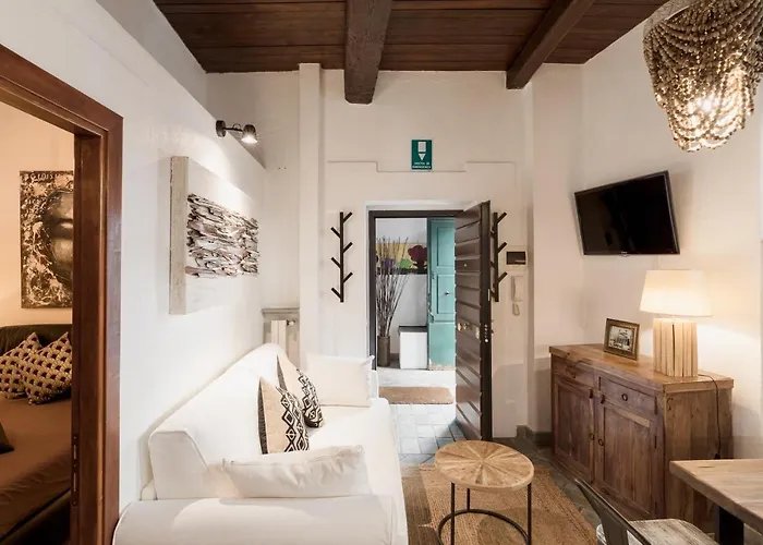 Campo dei Fiori Suite Luxury Home