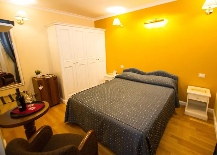 Flann O\'Brien Rooms