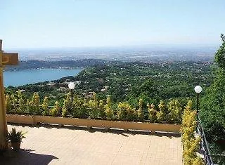 Villa Del Lago