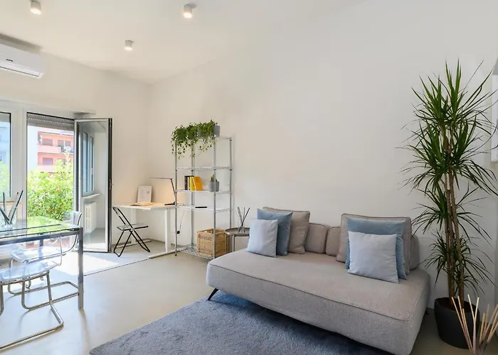 Appartamento Moderno ed Elegante con Balcone