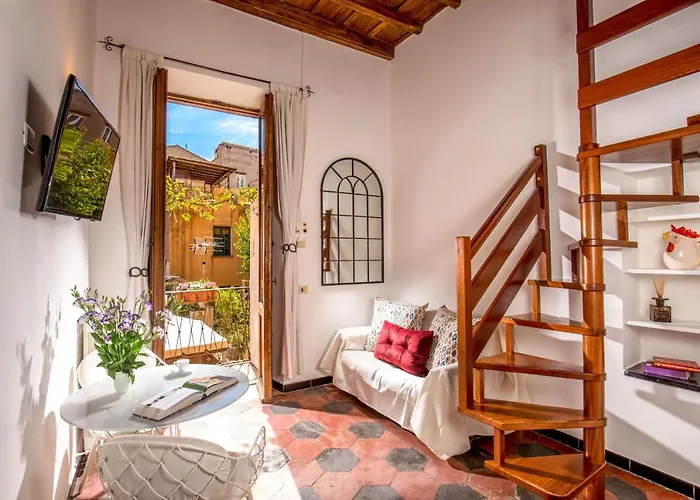 Empire Loft: In The Shadow Of Colosseo