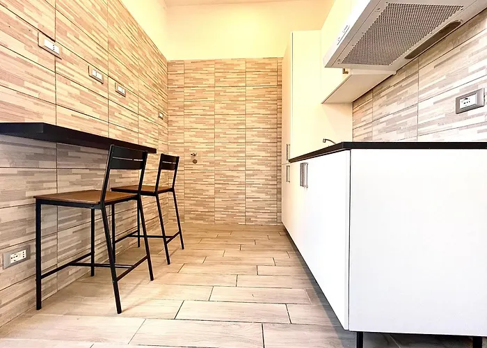 Colosseum Guest House