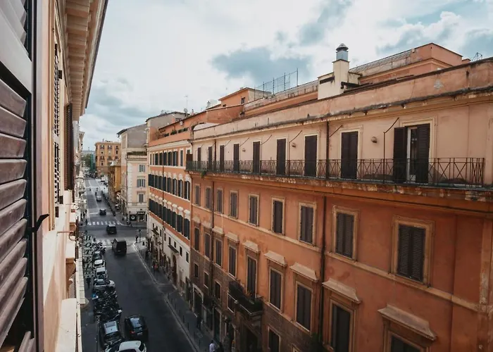 Rome Trevi Rooms & Apartments