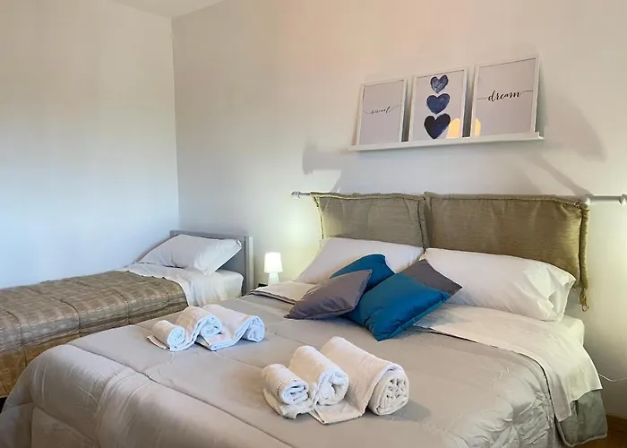 Aurelia Sweet House