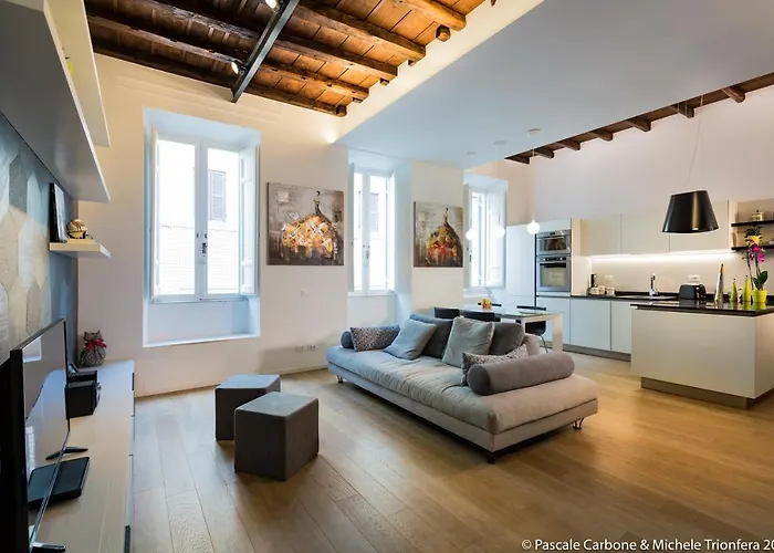 Chic, Stylish And Quiet At The Spanish Steps