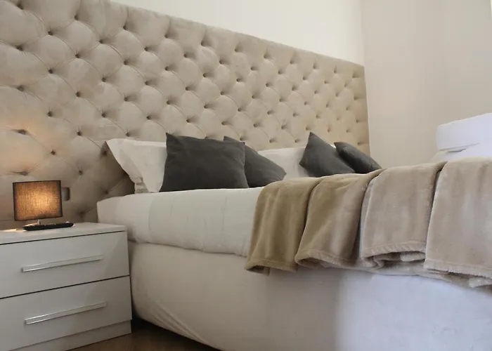 Wamma Spanish Steps Apartment With Two Bedrooms