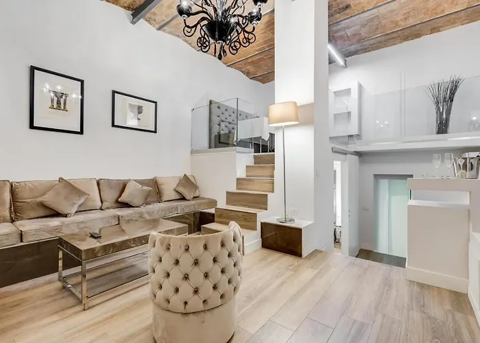 Spanish Queen Apartment