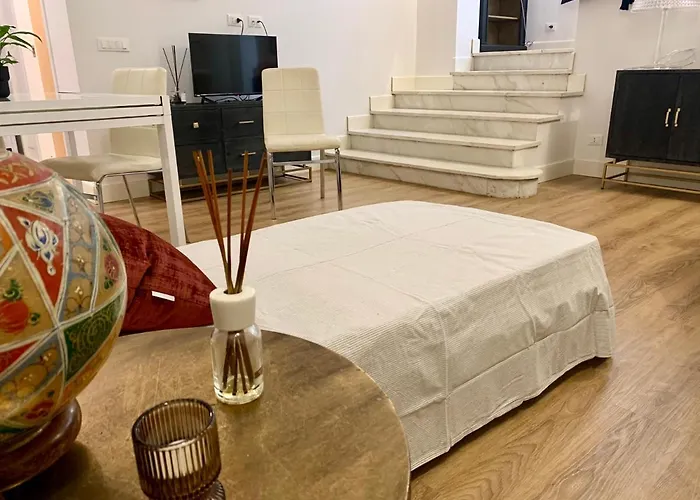 Casa Con Giardinetto Al Centro Di Roma