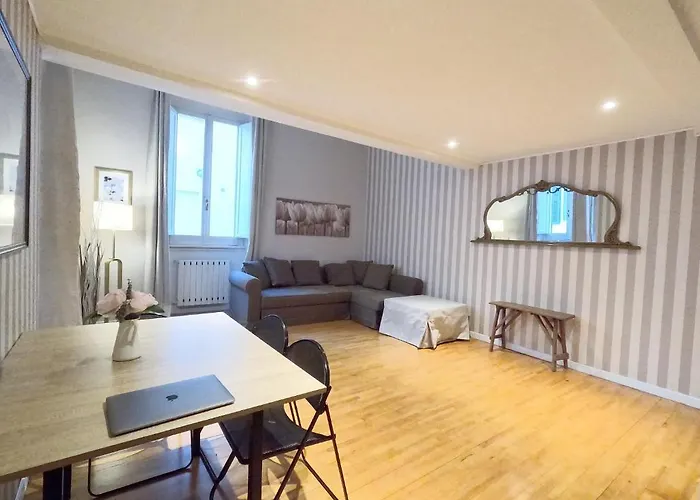 Navona Gold Apartment