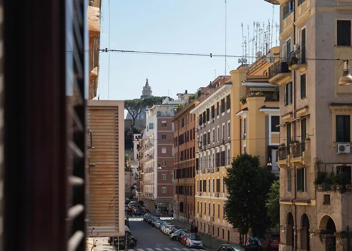 4-Rooms Flat At Vatican