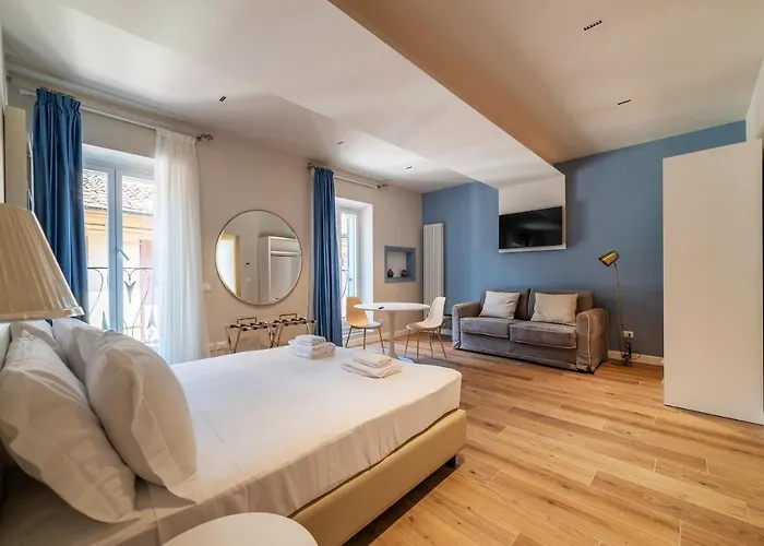 Luxury Corso Suite - Designd Stays