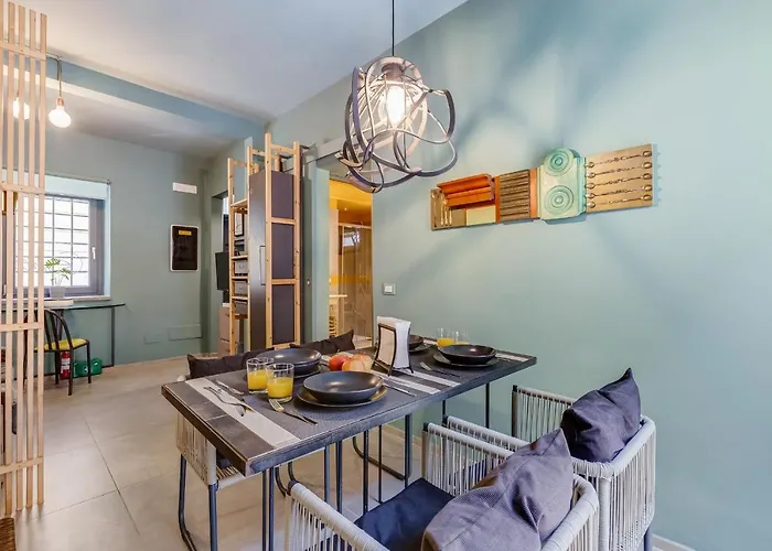 Vivilo Collection - Pigneto Apartments - Patio - Terrace - Parking