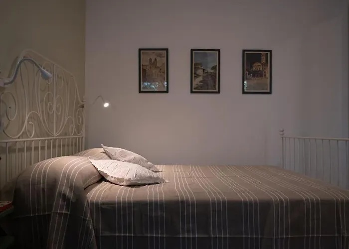 Casa Bouganville - St. Peter Romantic Apartment