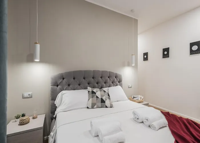 The Best Rent - Modern Three-Bedroom Apartment A Few Steps From The Colosseum