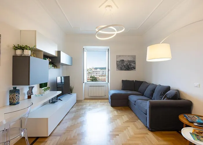 Colosseo Modern By Rental In Rome