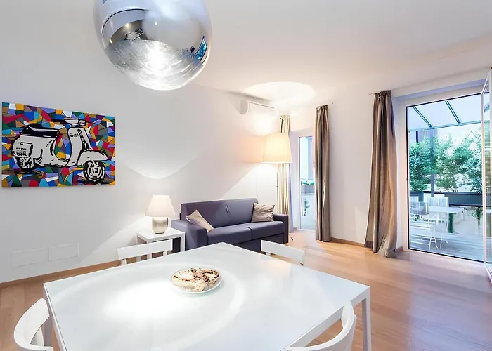 The Apartment At Spanish Steps