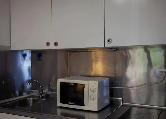 Marignoli Loft Near Villa Borghese, Explore Rome