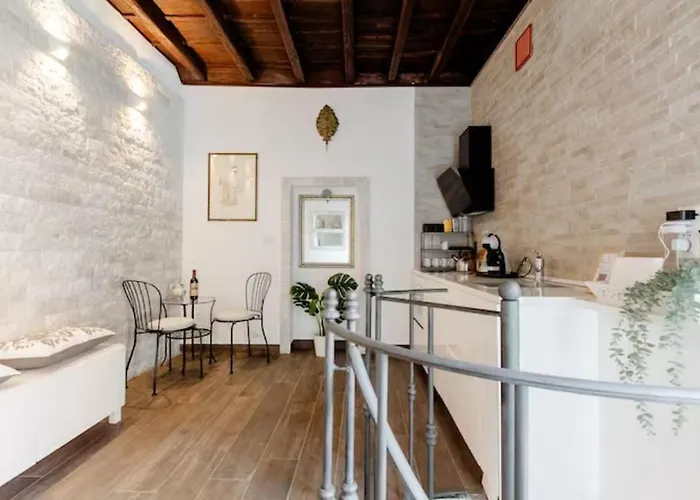 Trastevere\'S Nest