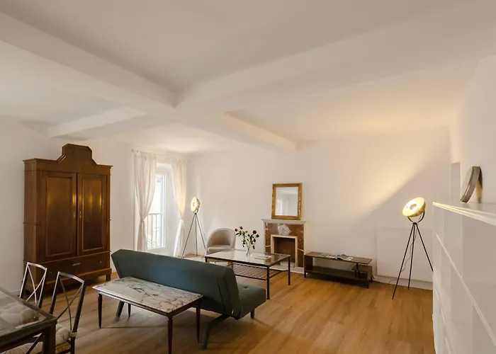Via Francesco Crispi Private Apartment