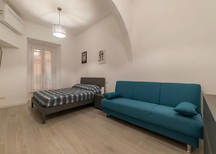 Terme Di Traiano Apartment - 10 Min Dal Colosseo