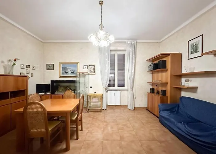 Cozy And Well Connected To The Center