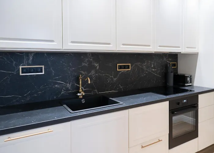 Rome City Center Apartment II