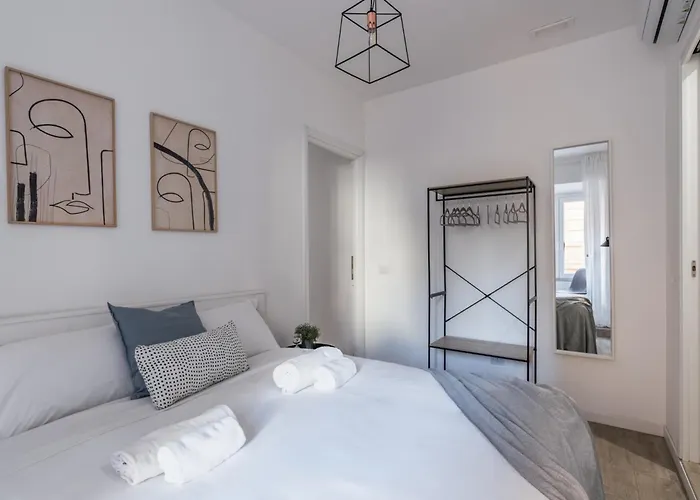 The Best Rent - Three-Room Apartment Near The Colosseum