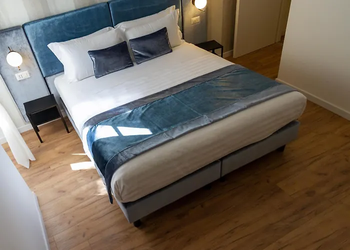 Home At Rome St. Peter Rooms&Apartment