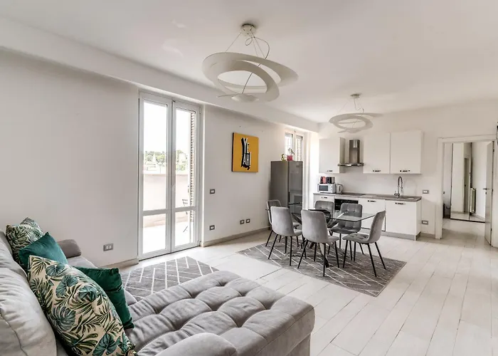 The Roof Luxury Penthouse Corso