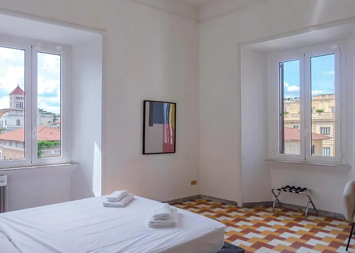Villa Borghese Large Apartment