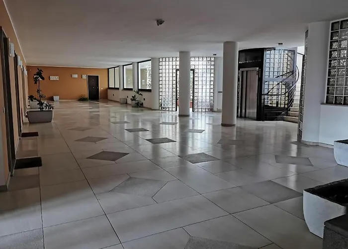 Palmi Apartments