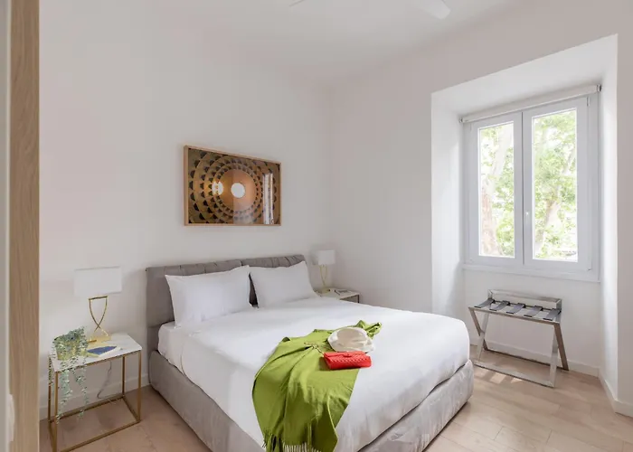 Iflat Vatican 2 Bedroom Design Apartment