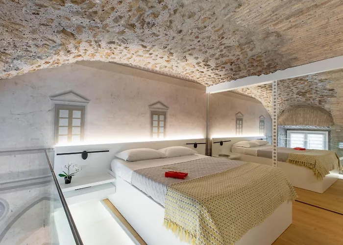 Iflat Glass And Stone Loft
