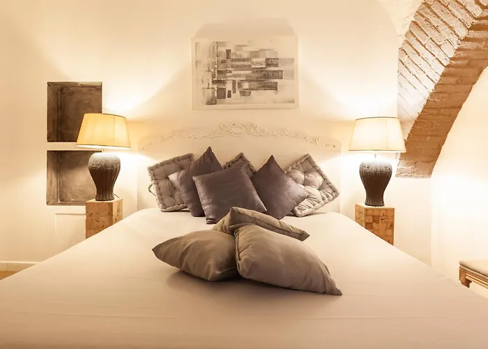 Campo Dei Fiori Historic Apartment