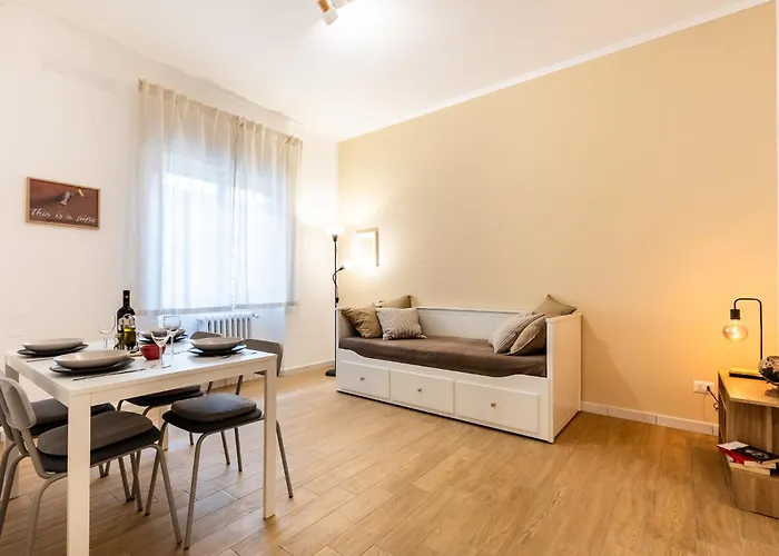 Gemelli Di Fausto, Intera Casa