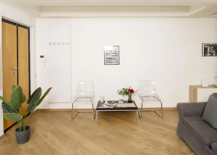 Vatican Museums Apartment - Rome City Centre