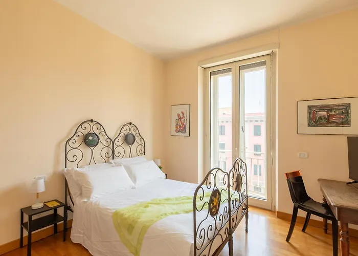Iflat Bright & Comfy 2-Bedroom Apt Near Vatican
