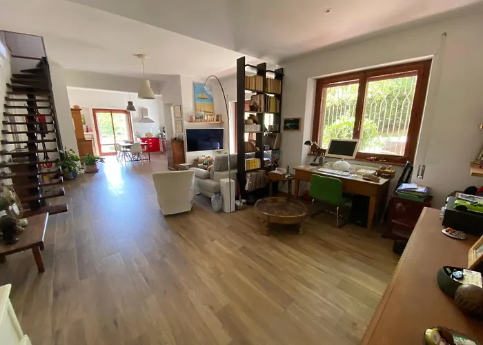 Francigena House