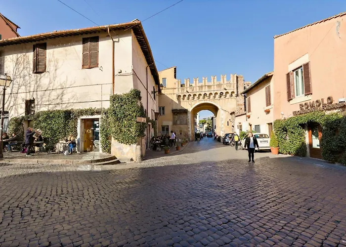 Trastevere House With Balcony,Quiet New