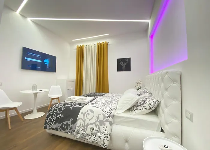 Vatican G&G Suites